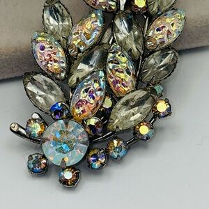 Vintage Cathe Aurora Borealis Rhinestone Leaf Spray Brooch Silver Tone